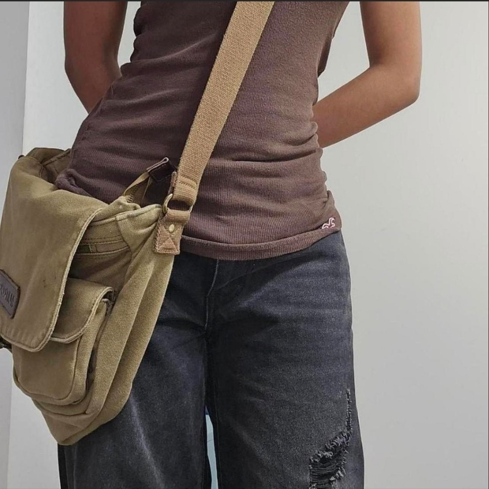 Stylish Tan Messenger Bag